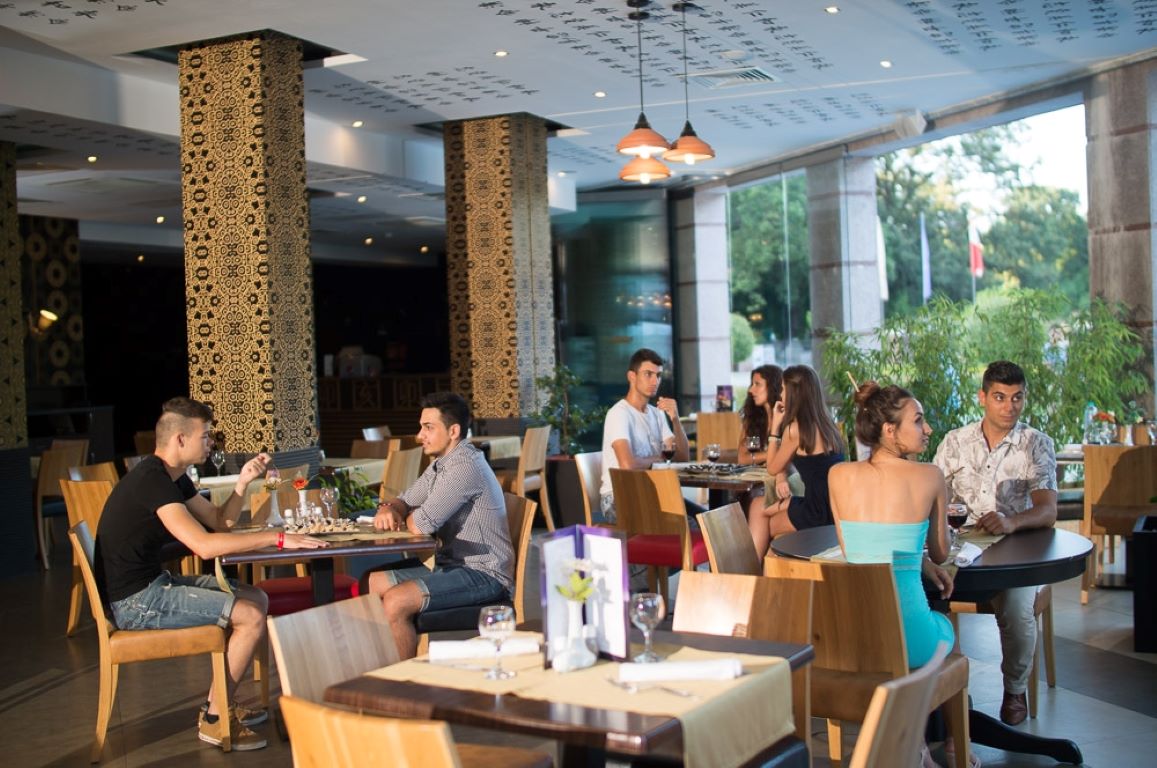 Dolce Vita Sunshine Resort-Restoran.JPG
