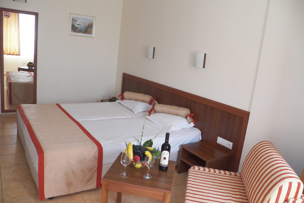 Hotel Joya Park-Standardna soba.jpg