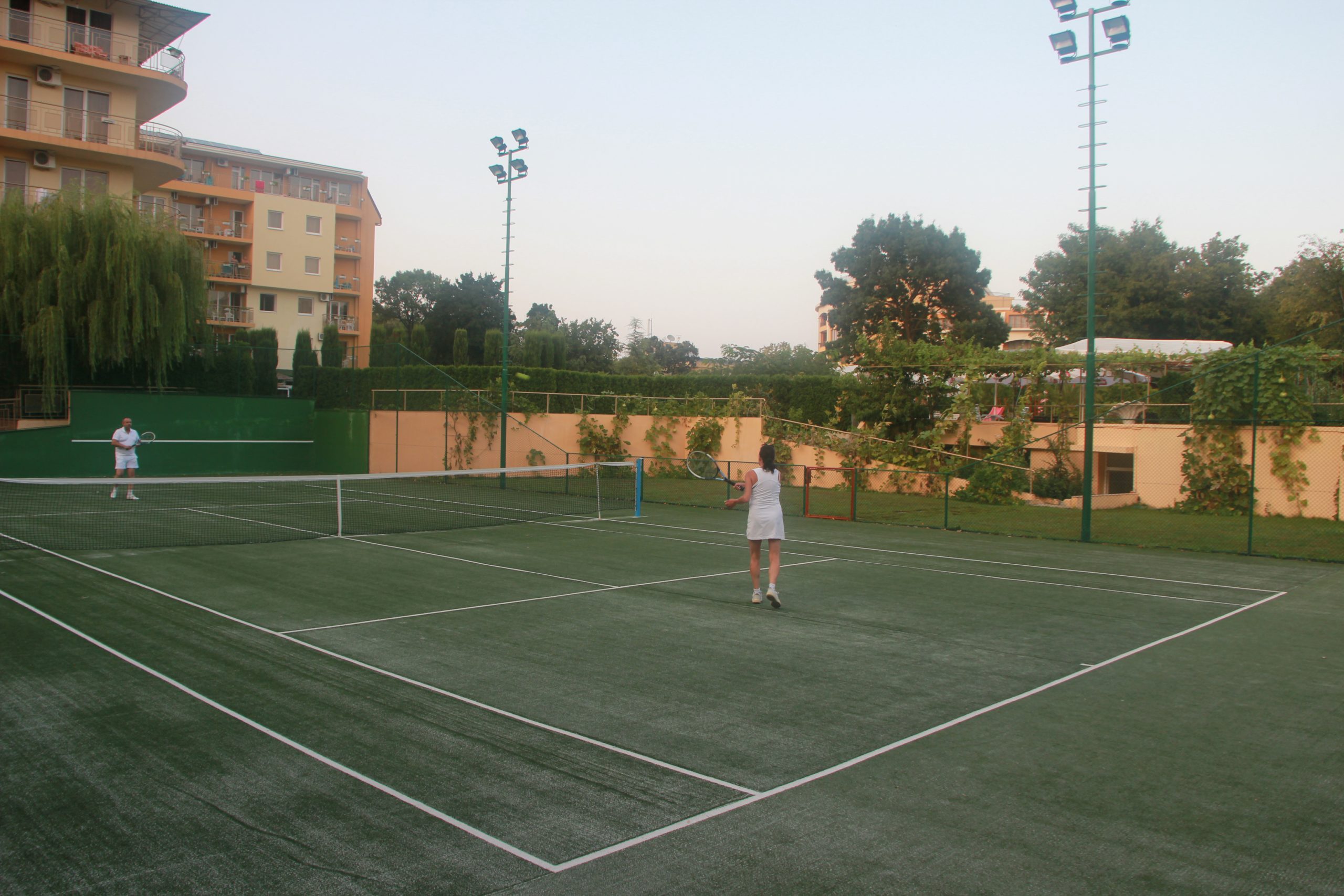 Hotel Joya Park-Teniski teren.jpg