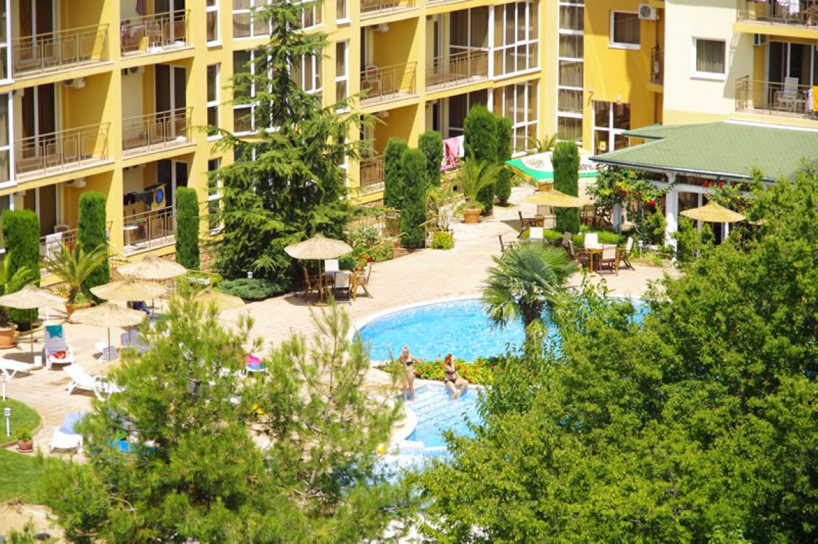 Joya Park Hotel-Basta.jpg