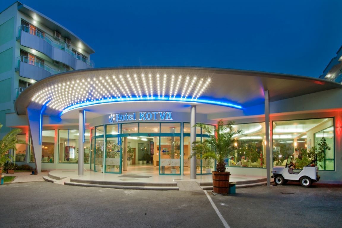 Hotel Hotva ulaz.jpg