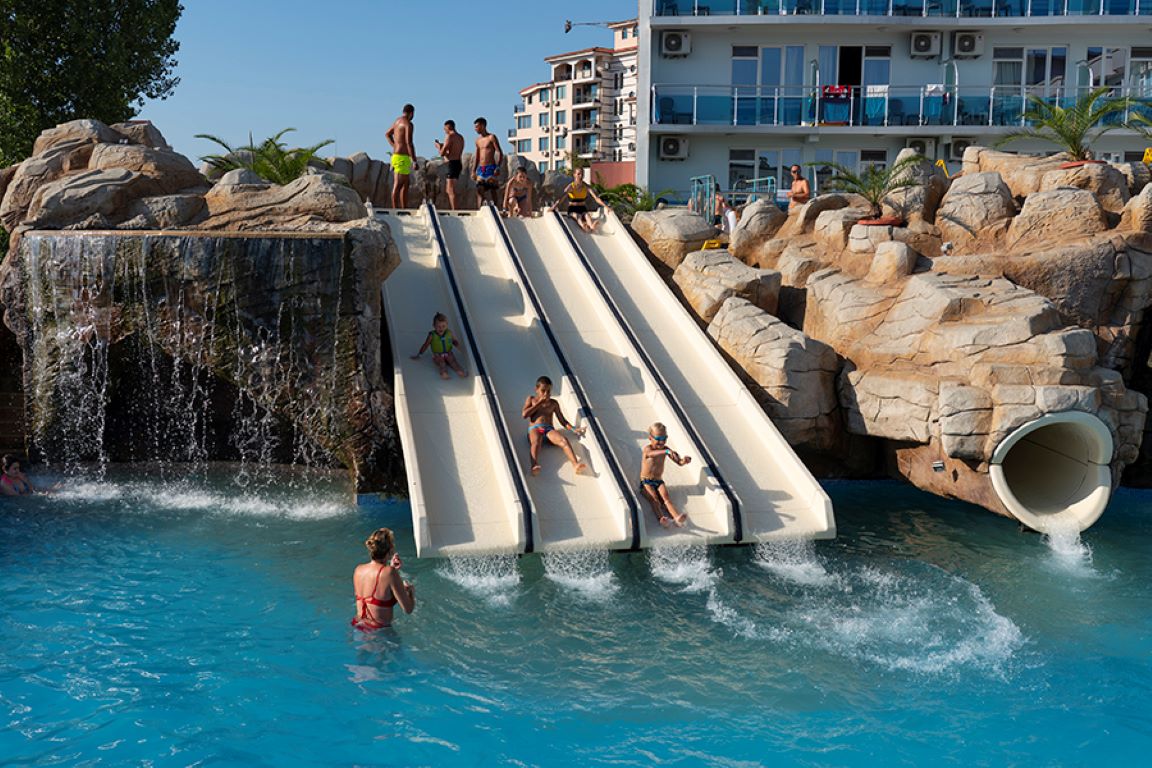 Kotva hotel aqua park.jpg