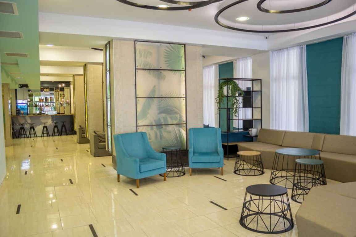 Hotel Kuban lobby.jpg