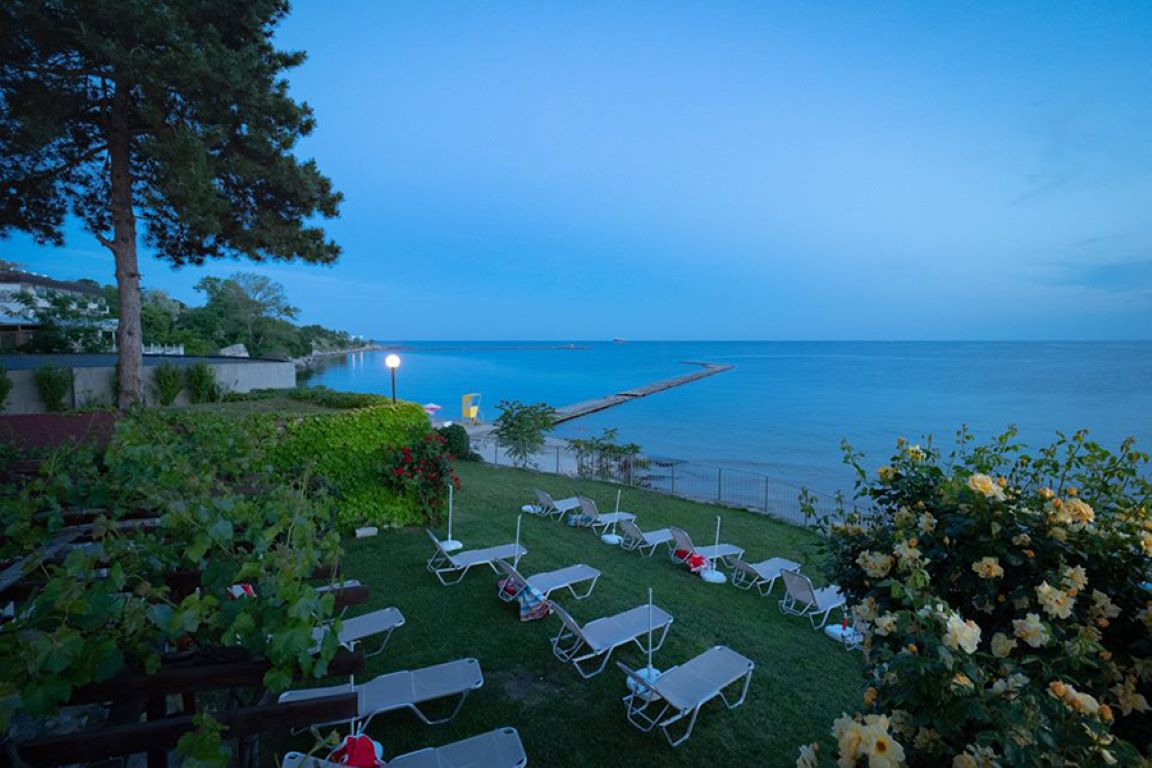 Helios Balchik-Basta.jpg