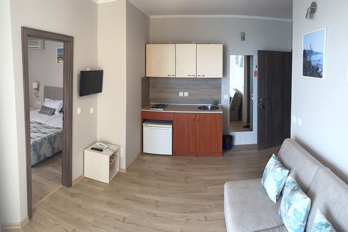 Hotel Helios Balchik-Dvosoban apartman.jpg