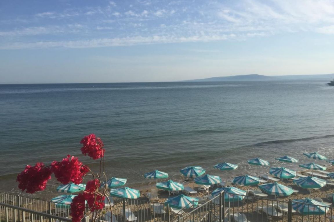 Hotel Helios Balchik-Plaza.jpg