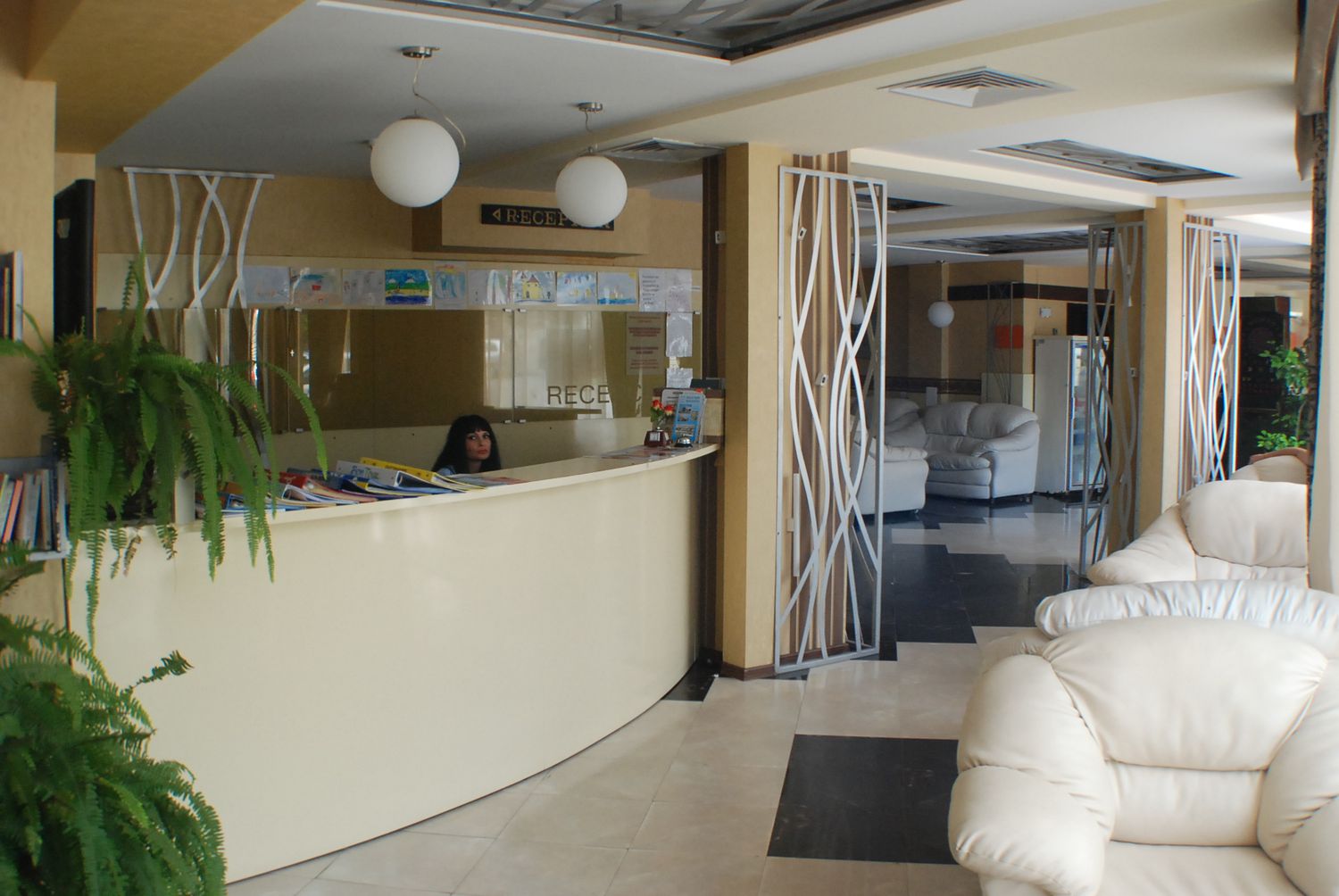 Hotel Lotos Balchik-Recepcija.jpg