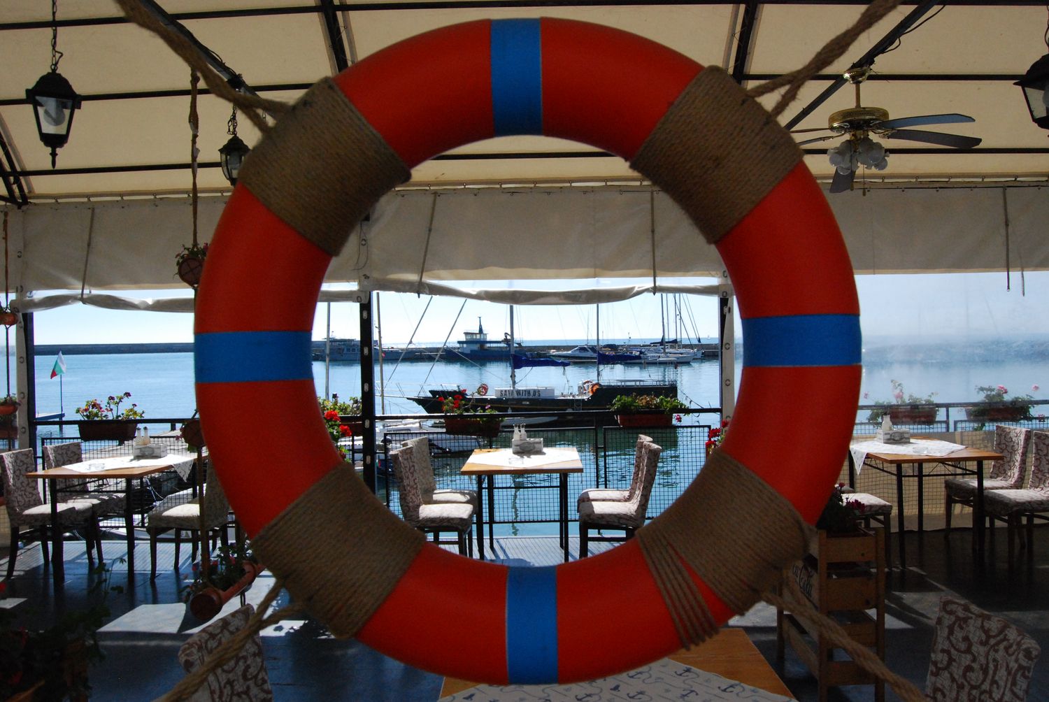 Lotos Balchik Hotel-Terasa restorana.jpg