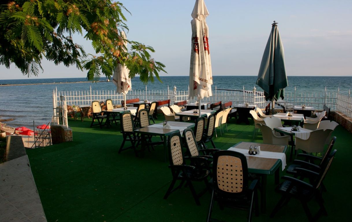 Hotel Oasis Balchik-Terasa restorana.JPG