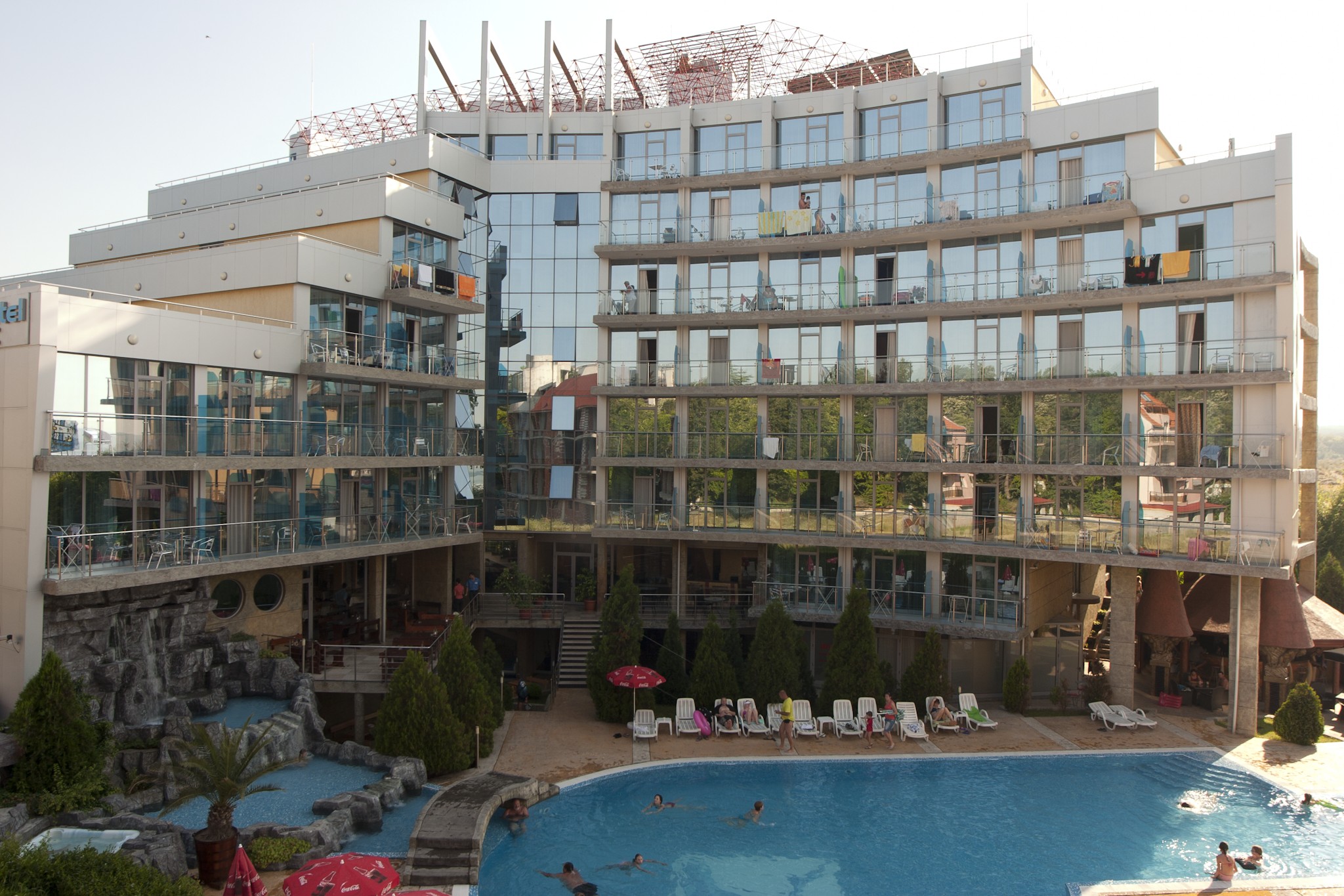 Hotel Kamenec Kiten-Hotel spolja.jpg