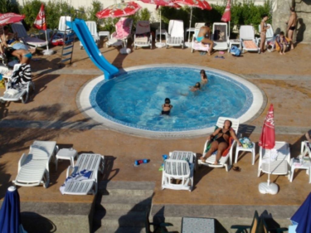 Kamenec Kiten Hotel-Deciji bazen.jpg