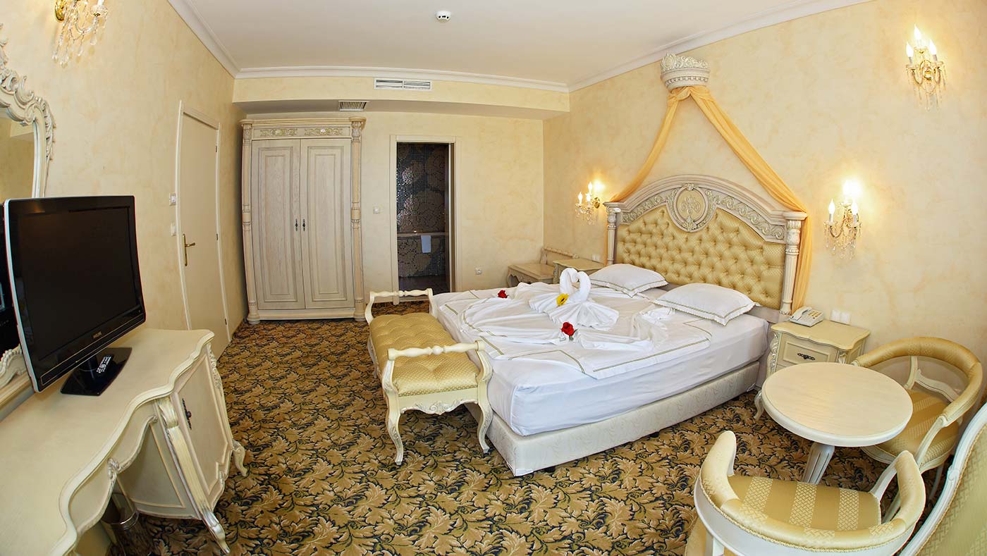 Hotel Marina Beach-Presidential suite.jpg