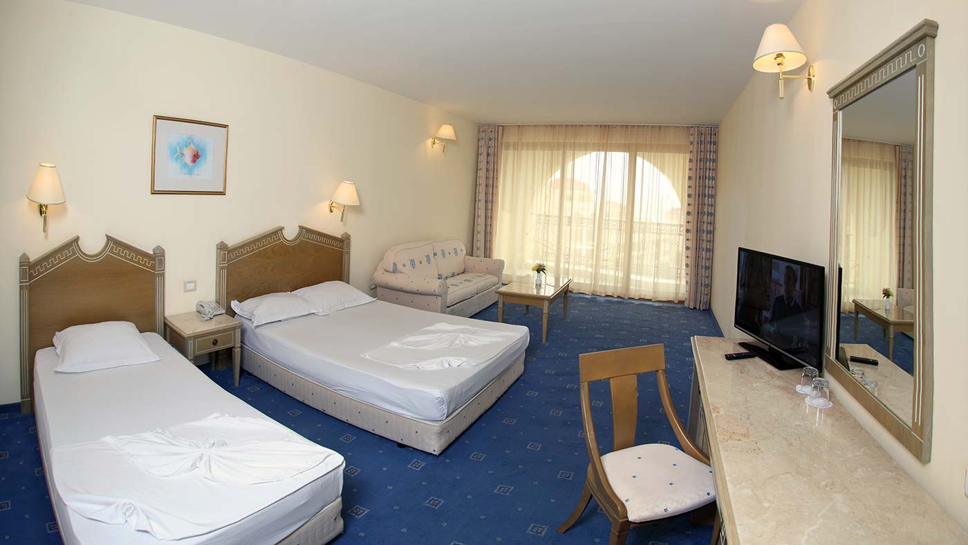Marina Beach Hotel-Junior suite.jpg