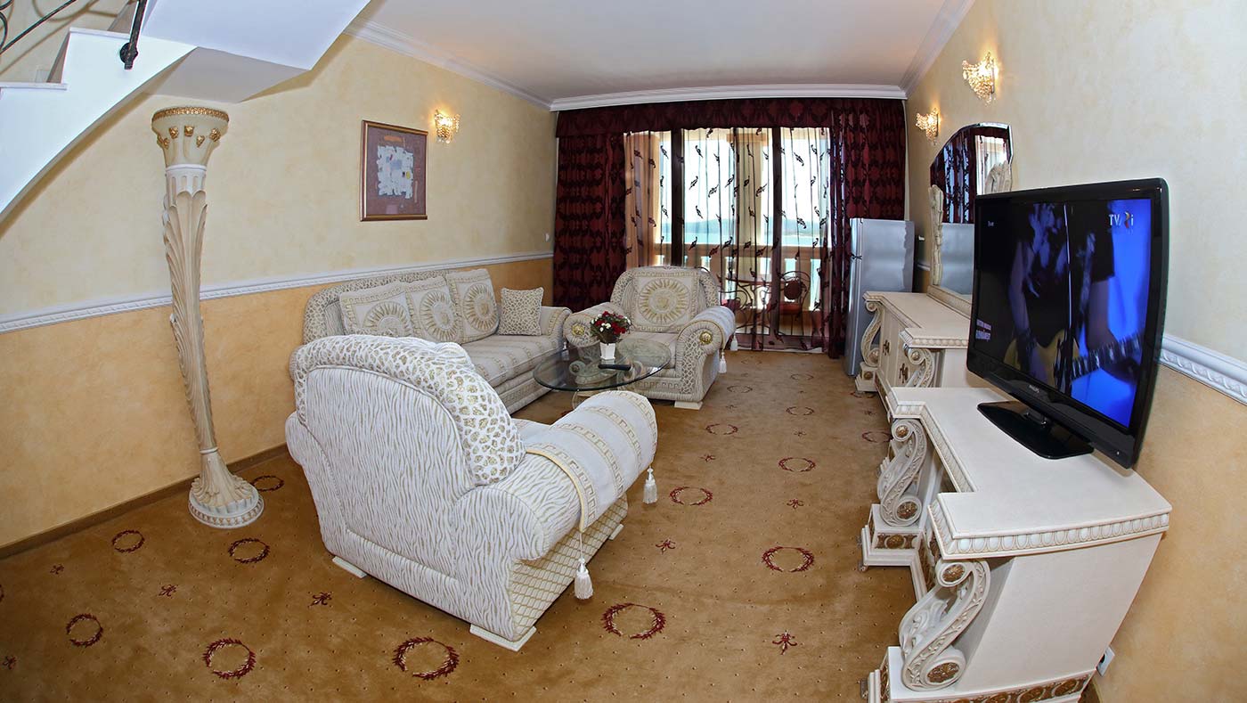 Marina Beach-VIP Maisonette.jpg