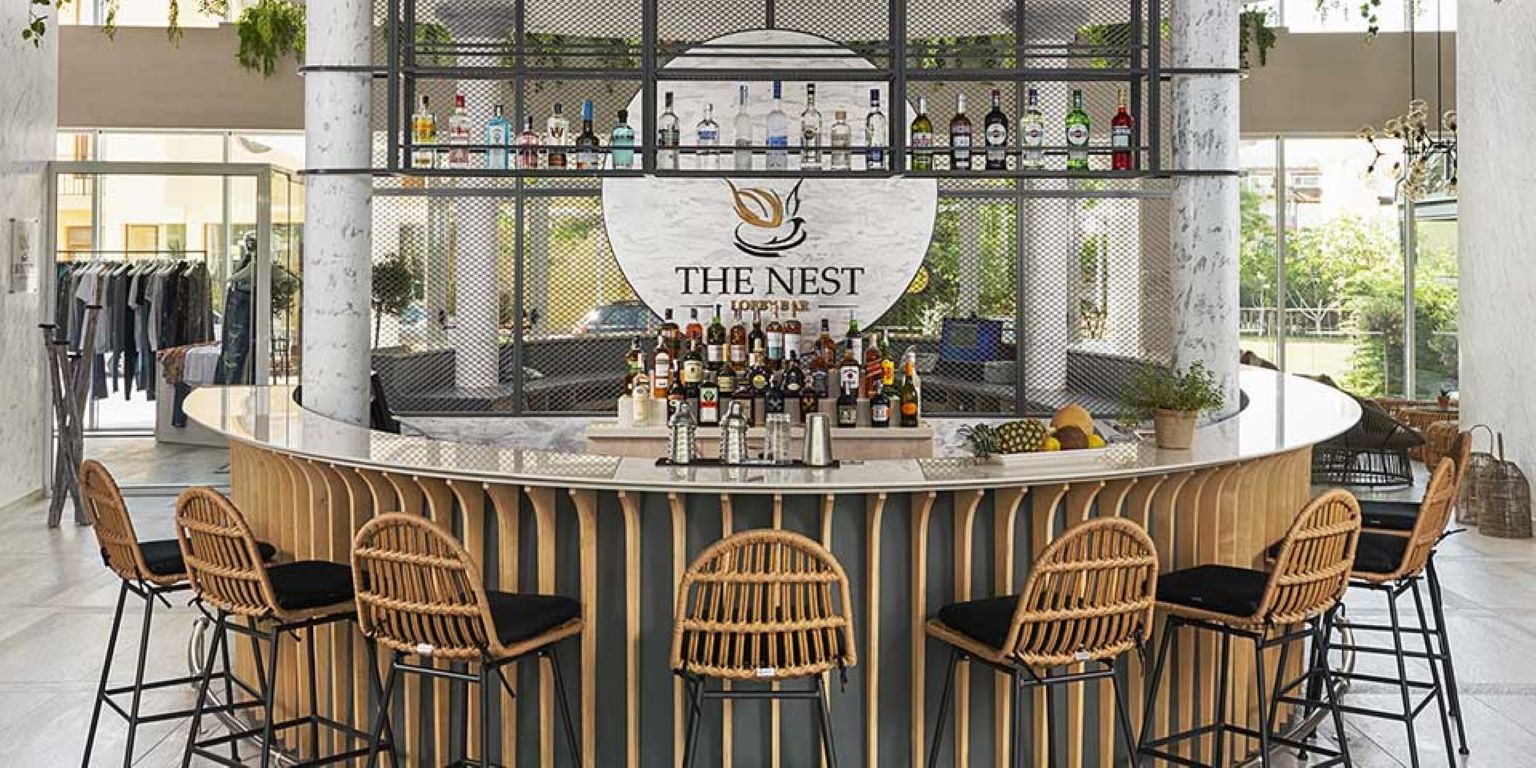 Hotel Siena Premium Retreat-Lobby bar.jpg