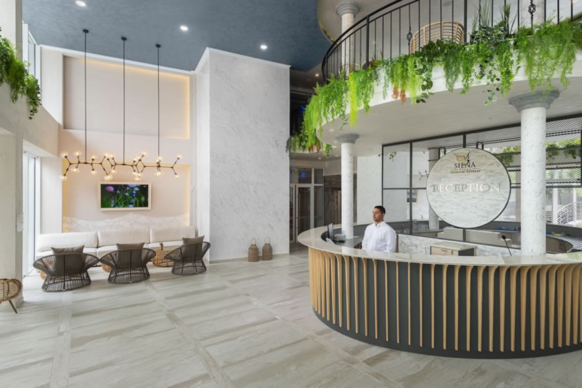 Siena Premium Retreat Hotel-Recepcija.jpg