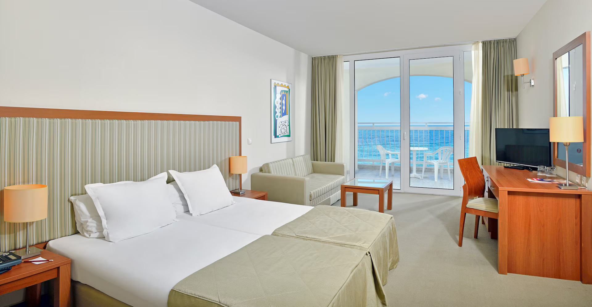 Hotel Sol Luna Bay Resort-Standardna soba pogled park.jpg