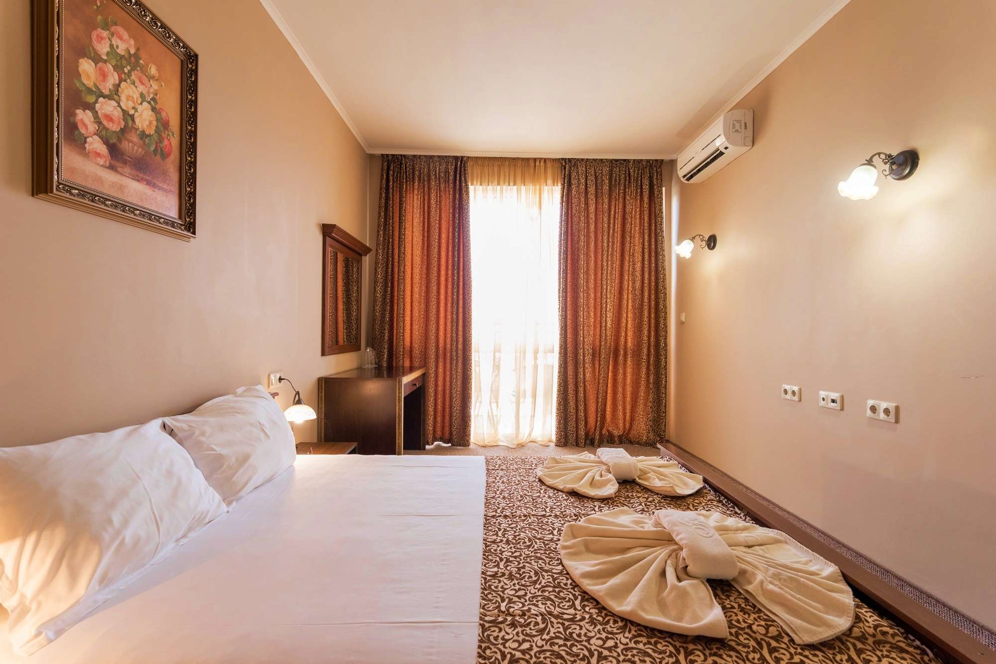 Festa Pomorie-Porodicni apartmen pogled grad.jpg