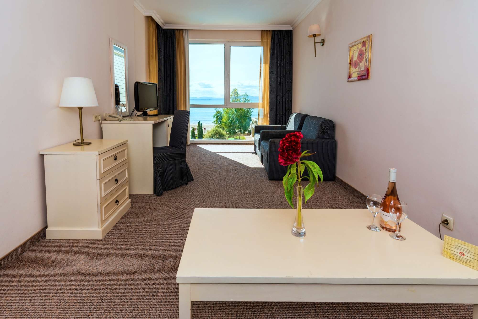 Hotel Festa Pomorie-Suite pogled more.jpg