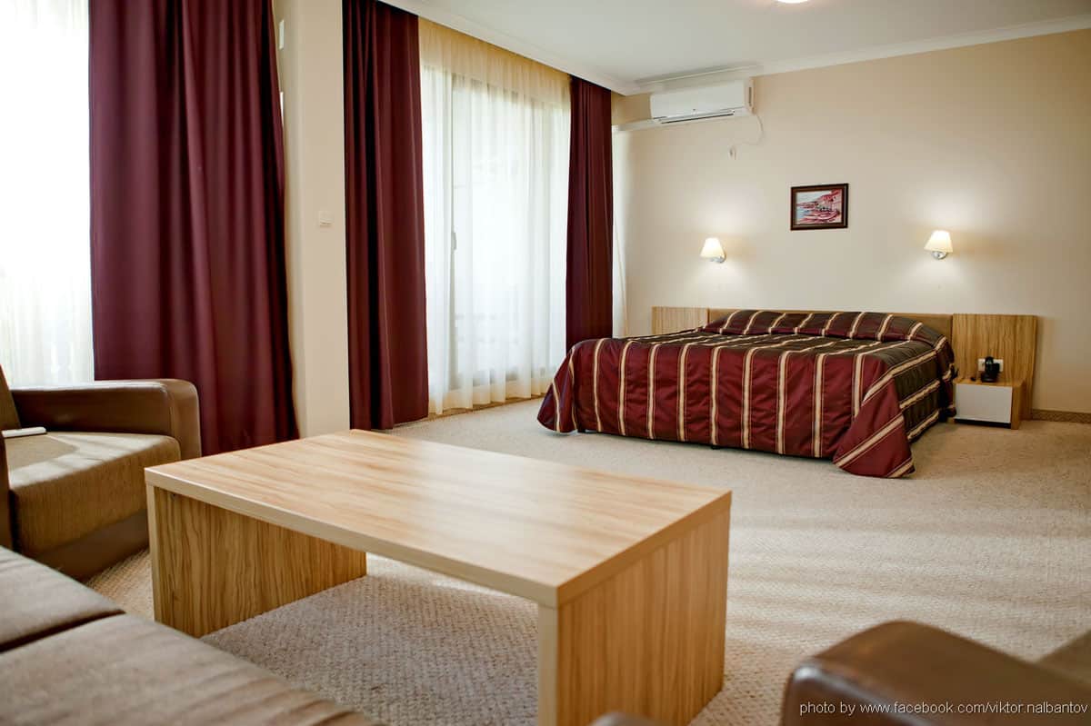 Arkutino Resort-Luksuzni studio pogled more.jpg