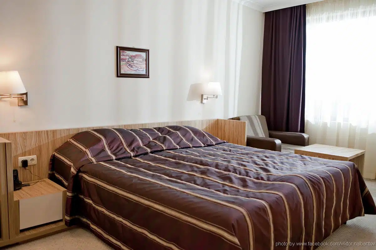 Hotel Arkutino Resort-Lux apartman pogled more.jpg