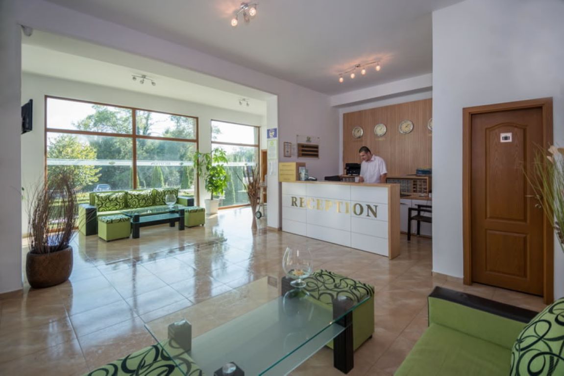 Hotel Arkutino Resort-Recepcija.jpg