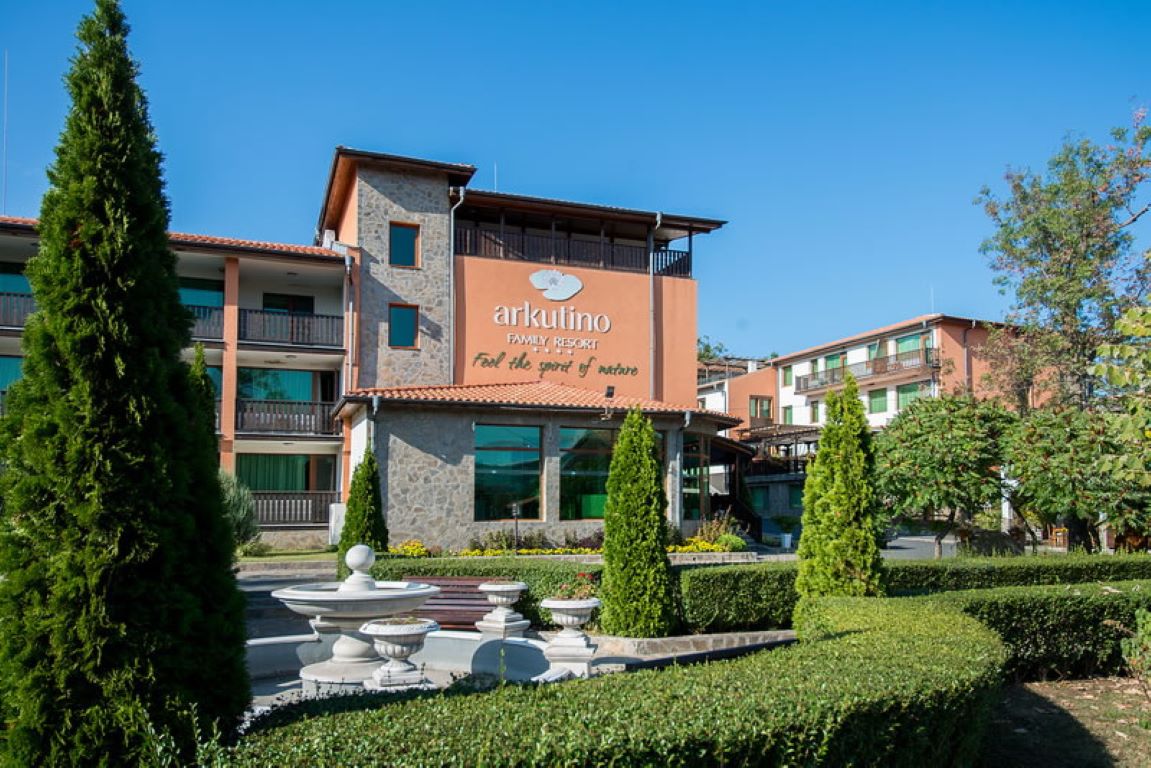 Hotel Arkutino Resort-Spoljasnji izgled.jpg