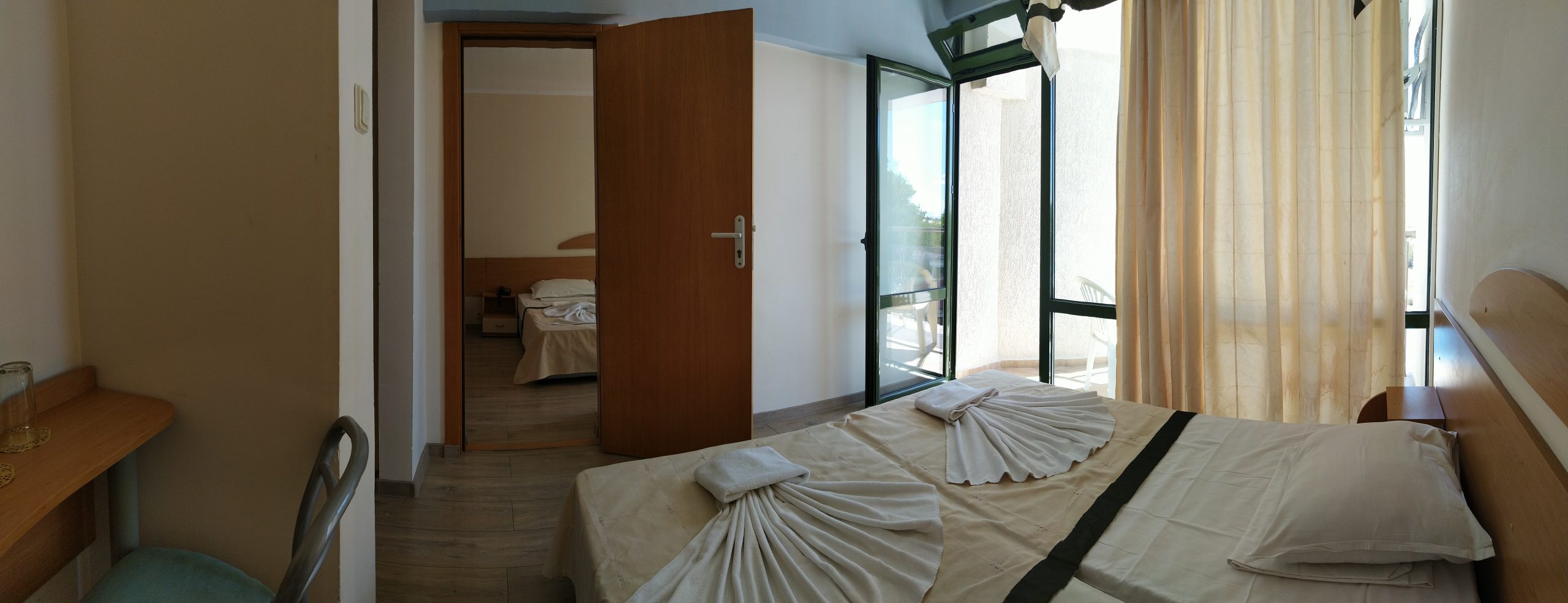 Amfibia Beach Hotel-Porodicna soba.jpg