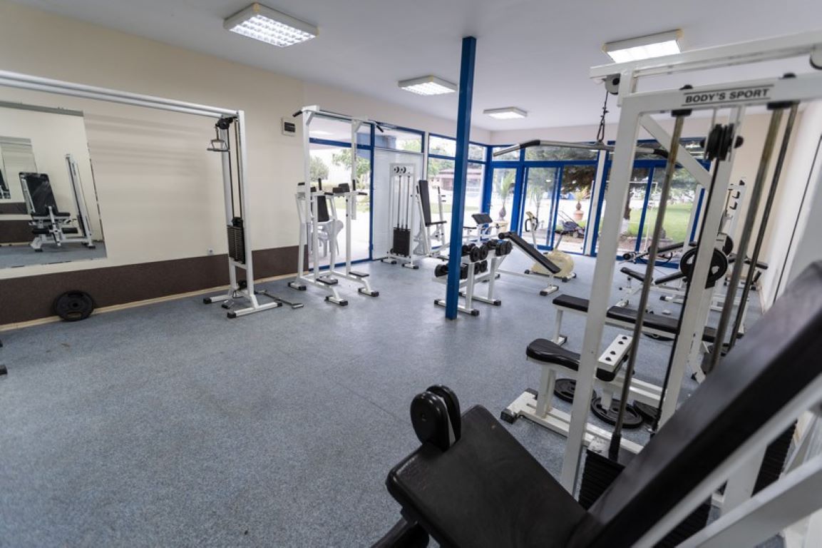 Azurro Hotel-Fitnes.jpg