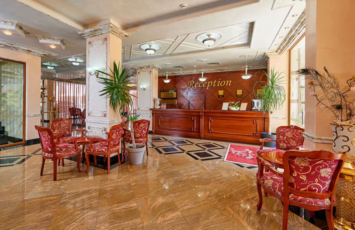 Hotel Karolina-Recepcija.jpg