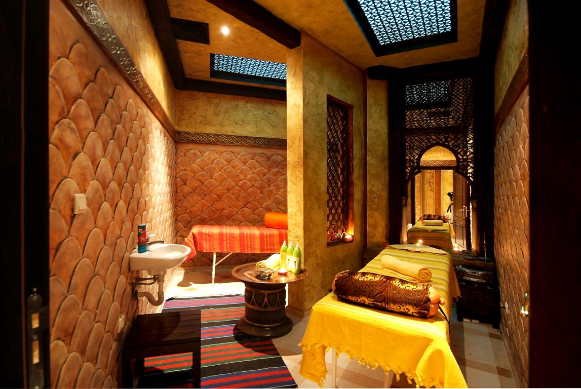 Karolina Hotel-Masaza.JPG