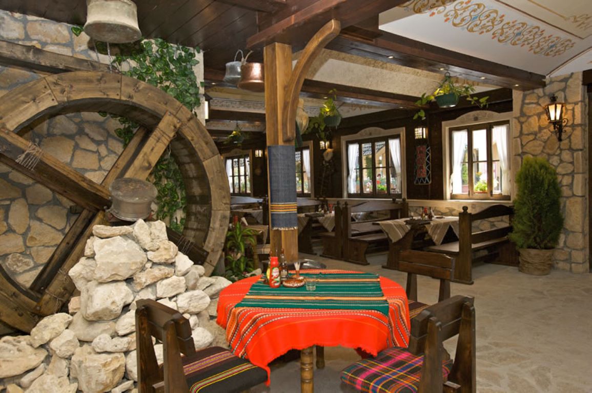Karolina Hotel-Taverna.jpg