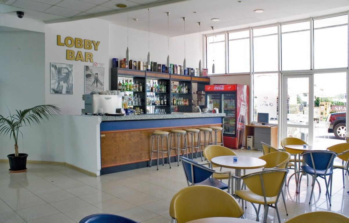 Korona Hotel-Lobby bar.jpg