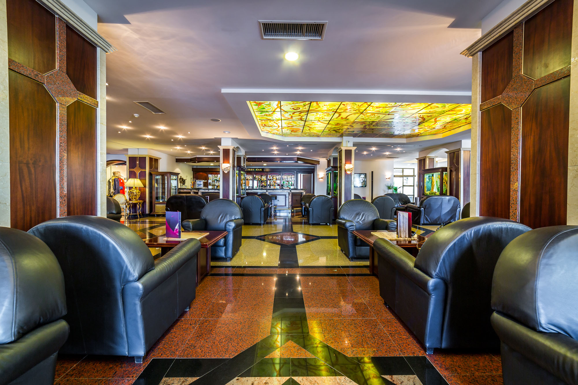 Helena Sands-Lobby.jpg