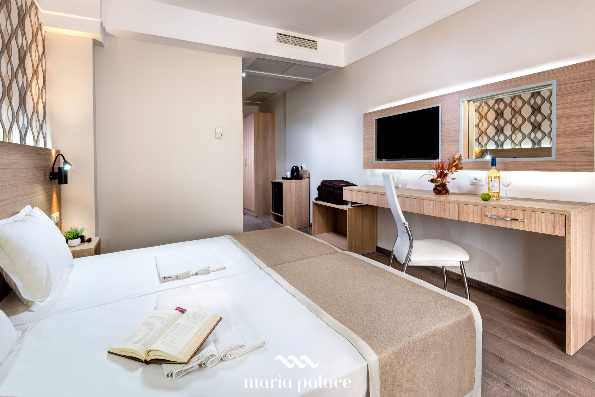 Hotel Maria Palace-Standardna soba.jpg