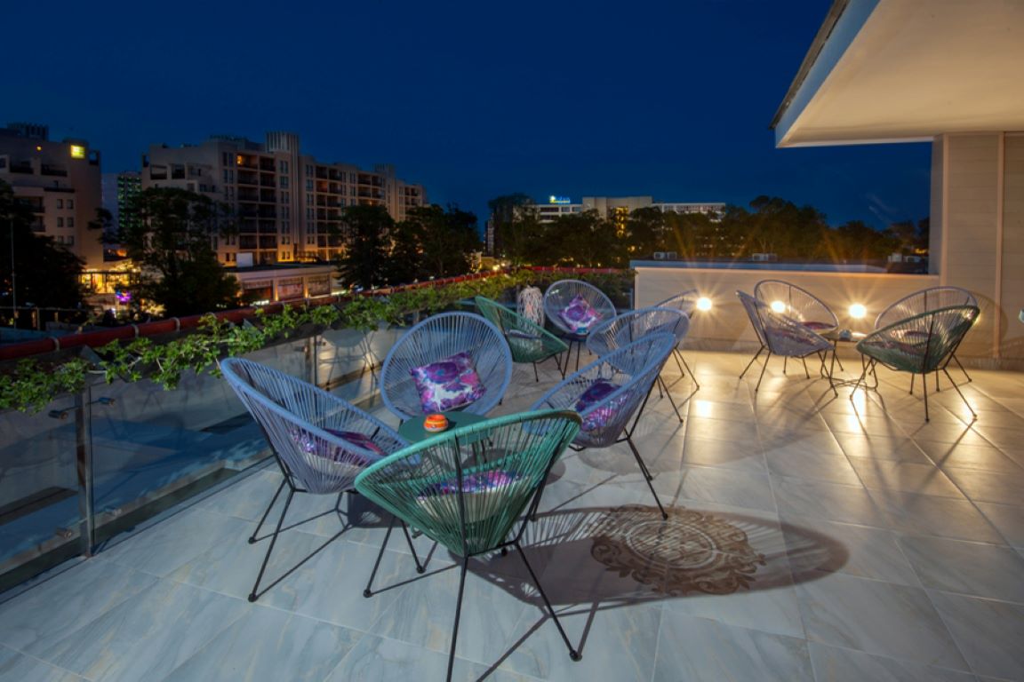 Hotel Mercury-Sky bar.jpg