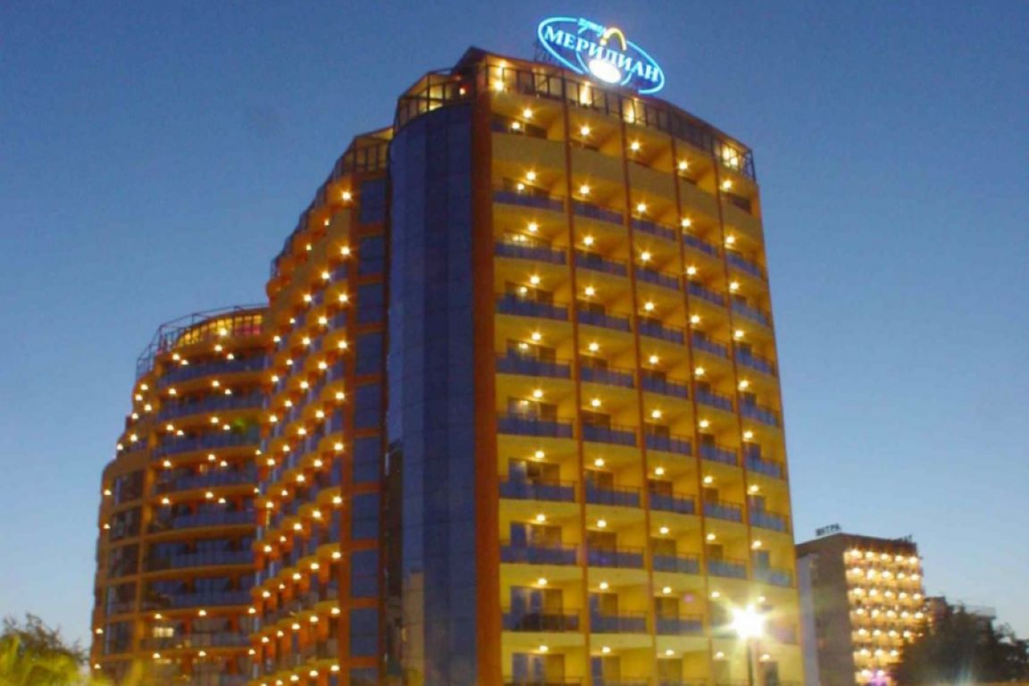 Meridian Hotel-Nocni izgled.jpg