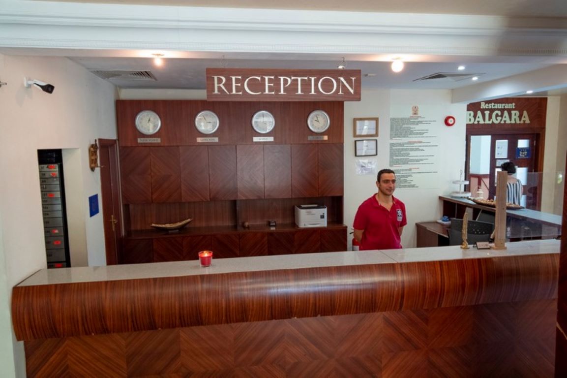 Hotel Oasis-Recepcija.jpg
