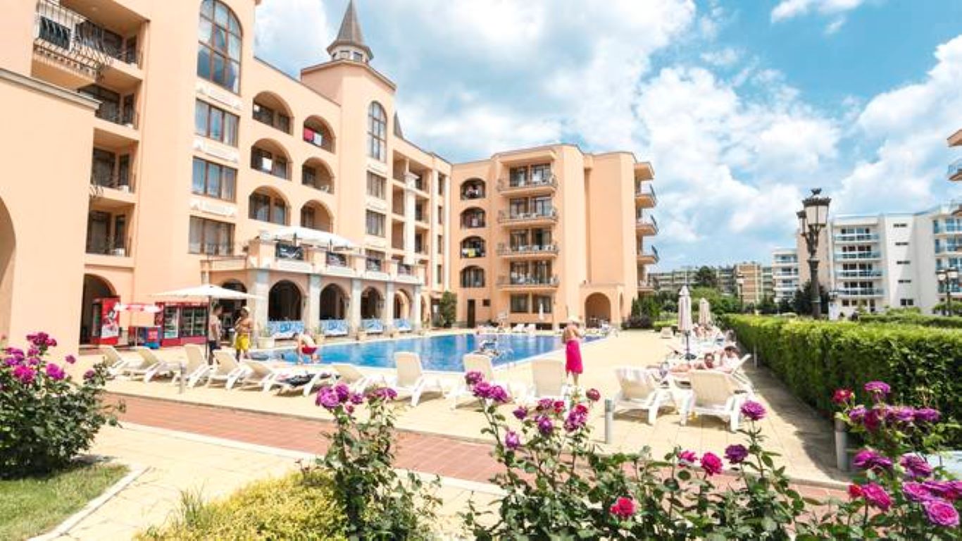Hotel Palazzo-Spoljasnji izgled.jpg