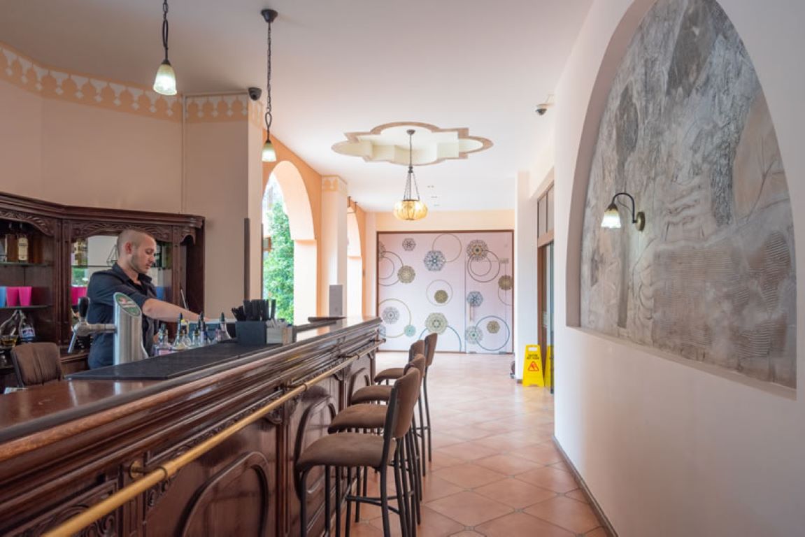 Palazzo Hotel-Lobby bar.jpg
