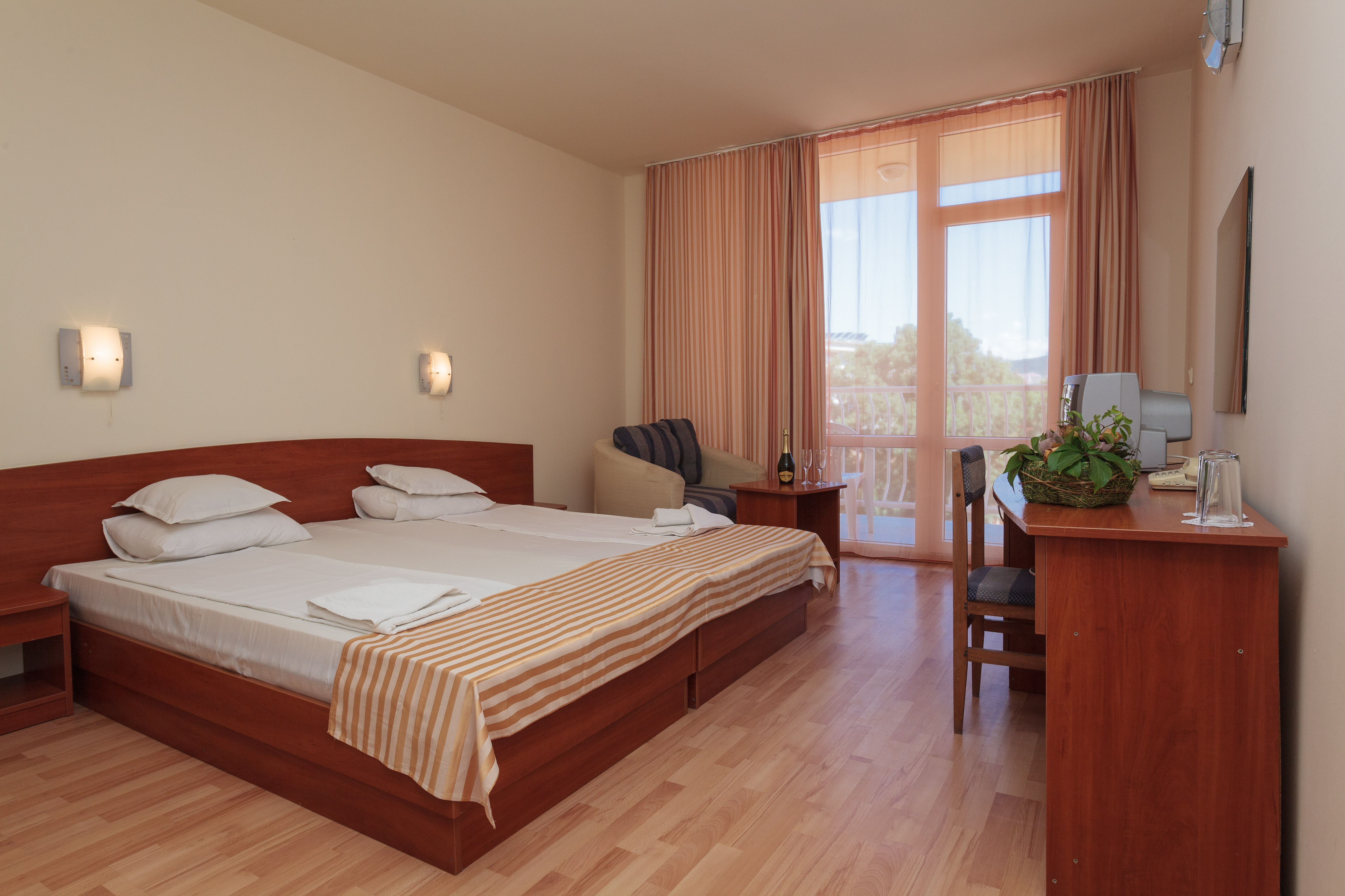 Hotel Sun Palace-Studio.jpg