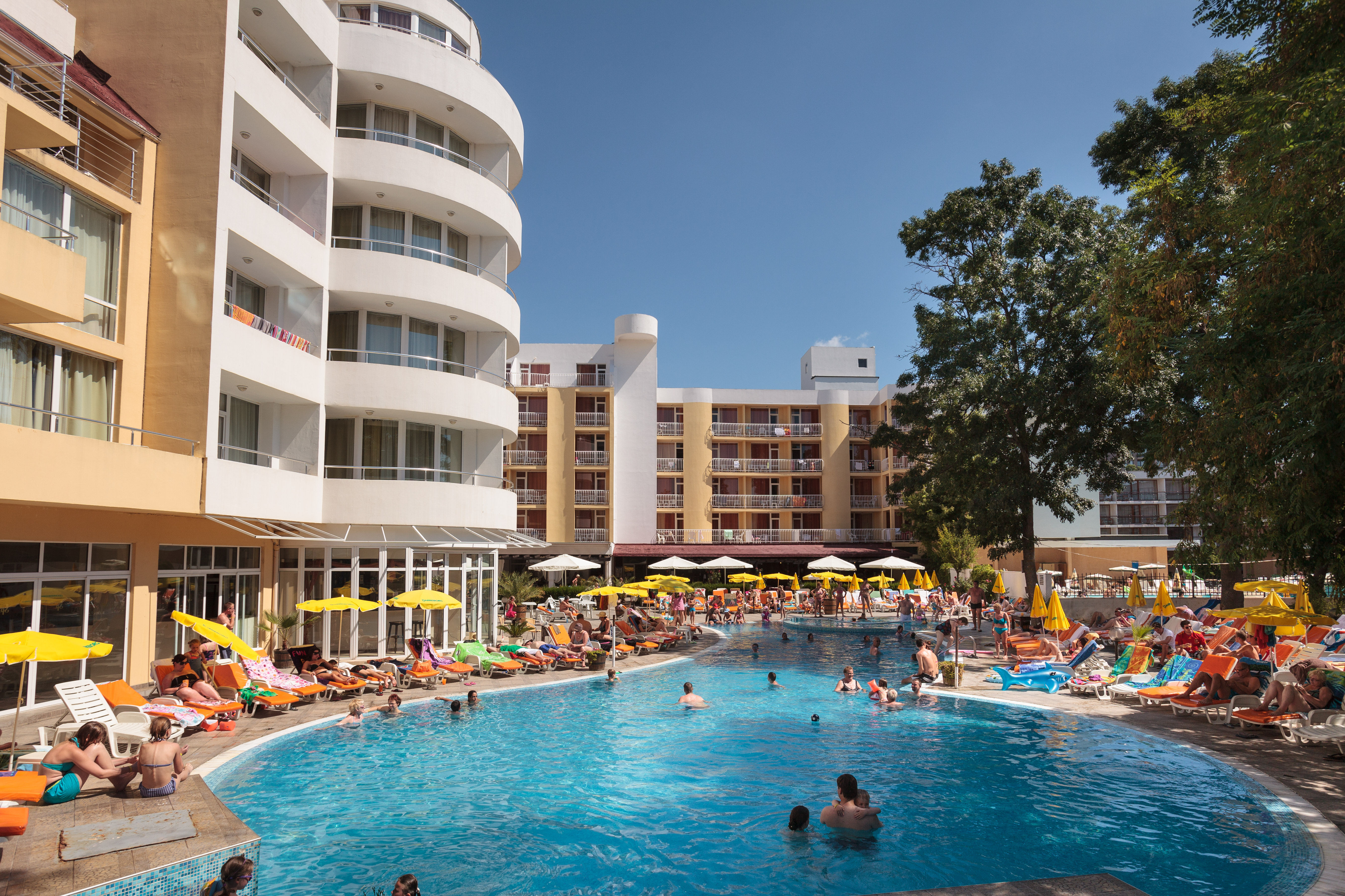 Sun Palace Hotel-Bazen.jpg