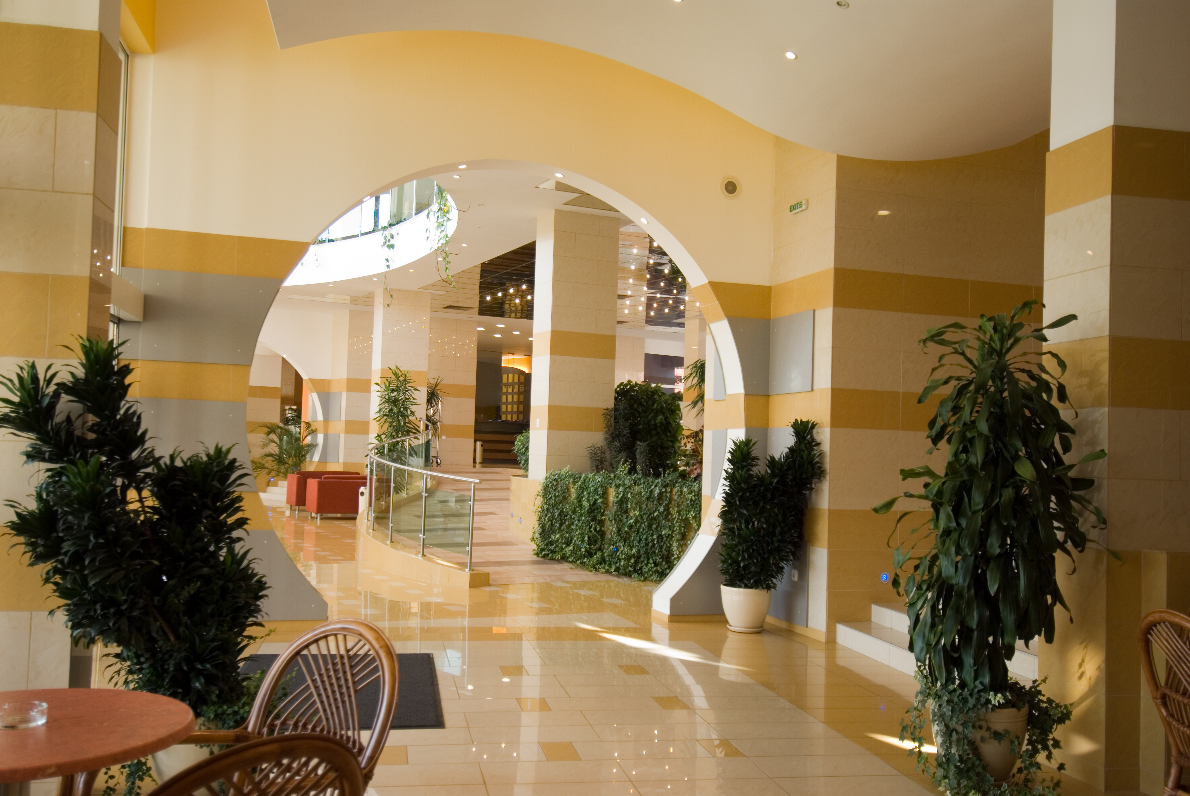 Trakia Plaza Apartments Hotel-Lobby.jpg