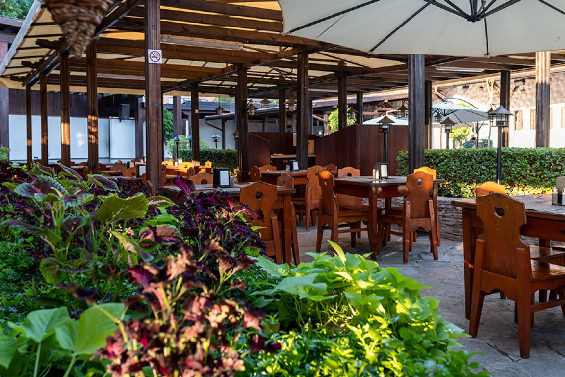 Trakia Plaza Apartments-Restoran.jpg