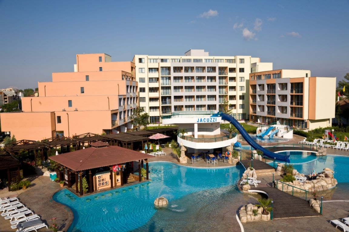 Trakia Plaza Apartments-Zgrada apartmana.jpg