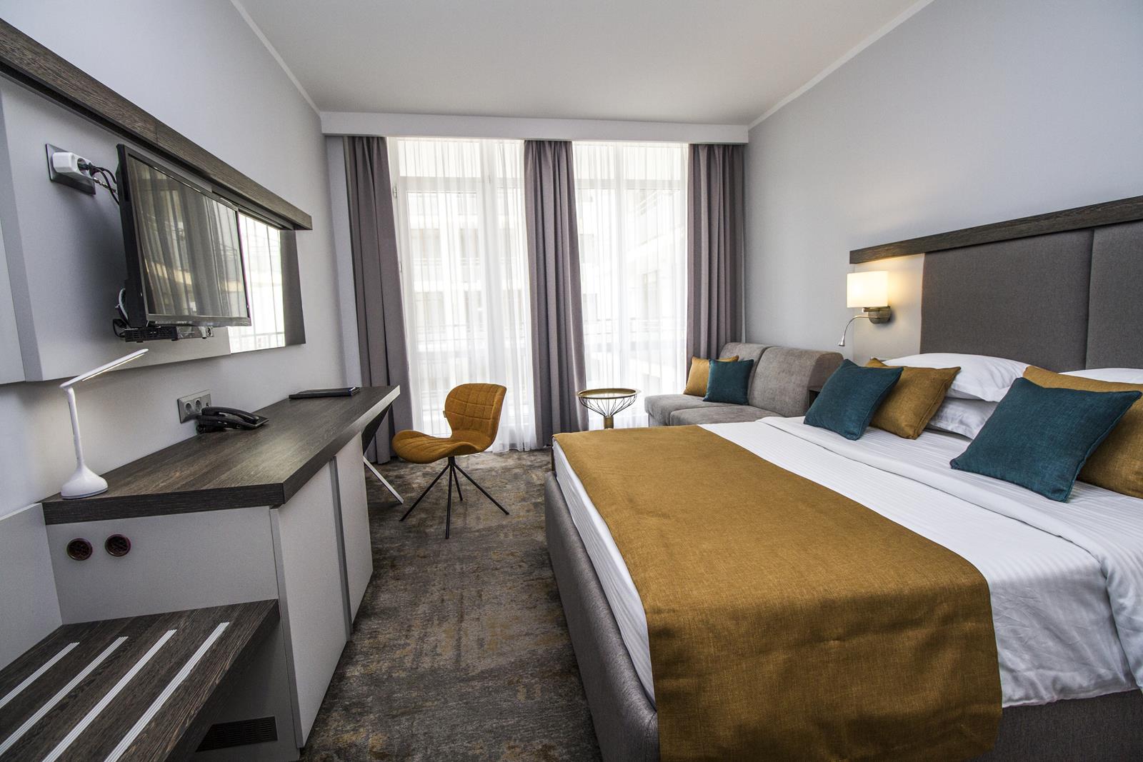 Best Western Plus Premium Inn-Comfort soba bazen.jpg