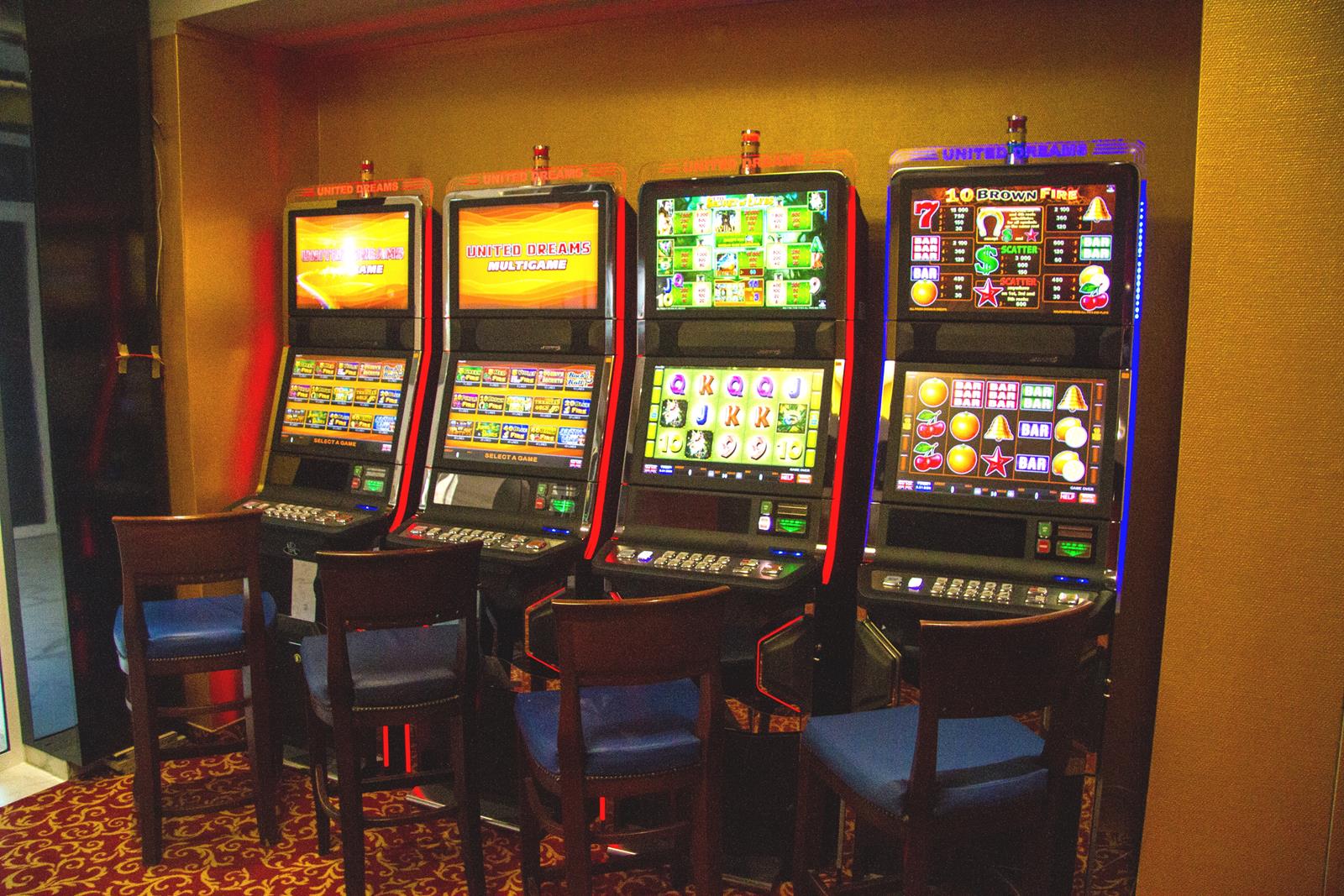 Best Western Plus Premium Inn Hotel-Casino.jpg
