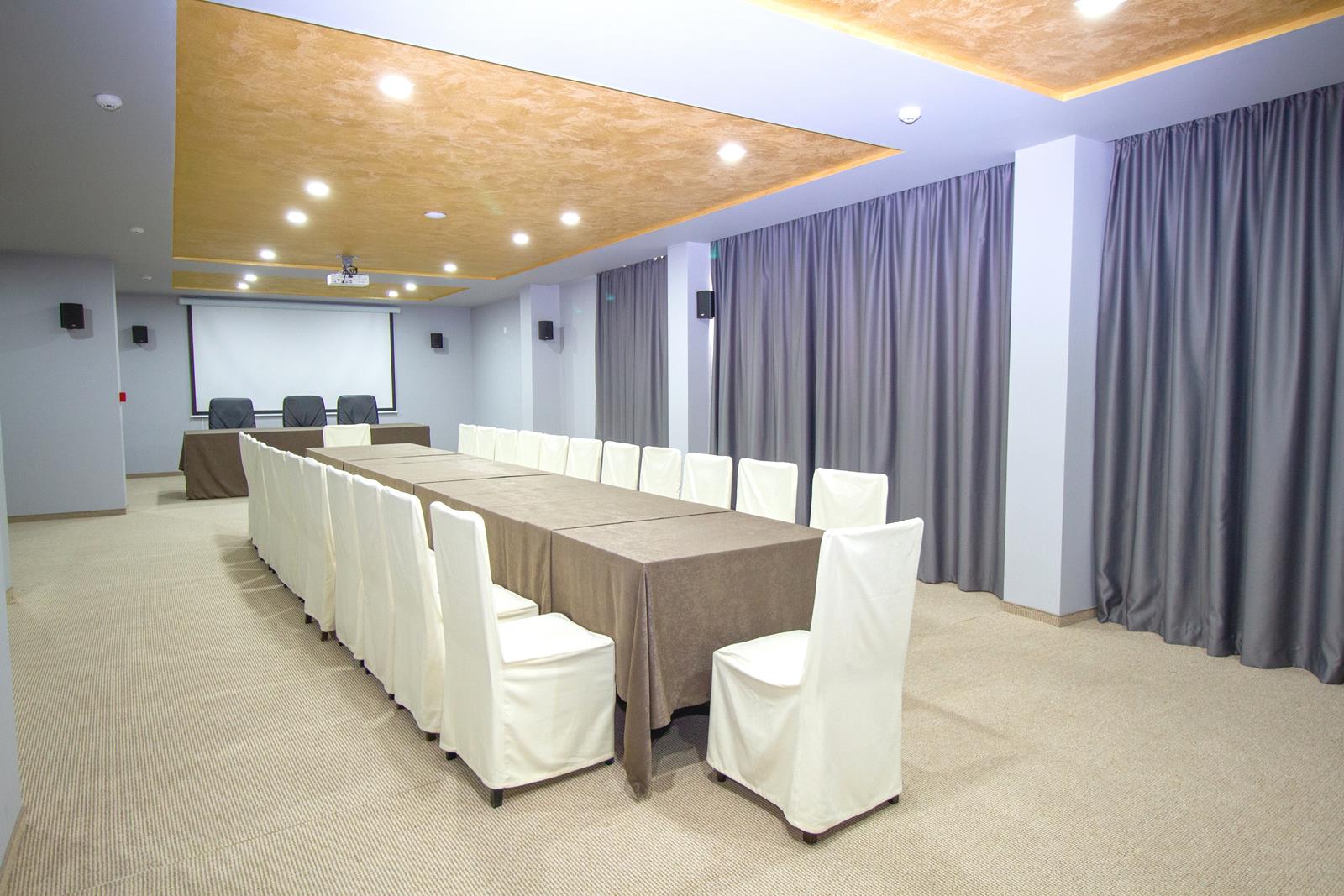 Best Western Plus Premium Inn Hotel-Sala za sastanke.jpg