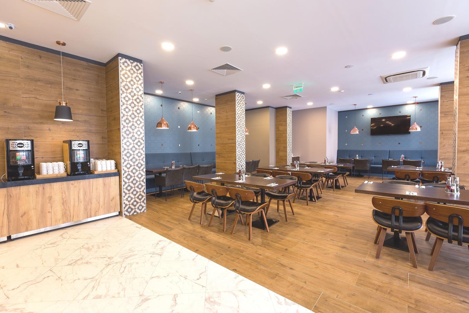 Hotel Best Western Plus Premium Inn-Restoran.jpg