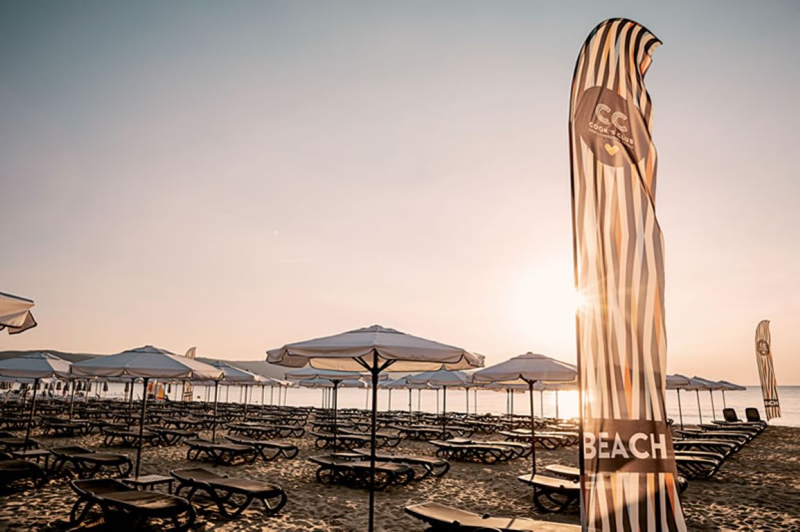 Cook's Club Sunny Beach Hotel-Plaza.jpg
